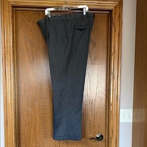 Roundtree & Yorke Travel Smart gray men’s slacks.